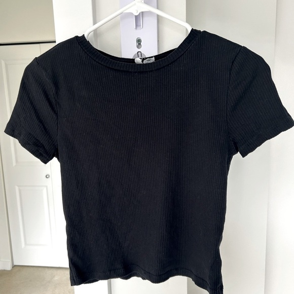 Ribbed Cropped Tee - Picture 2 of 2
